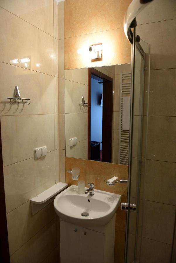 Quest Hotel - Dawniej Hotel Planeta Brzesko Kültér fotó
