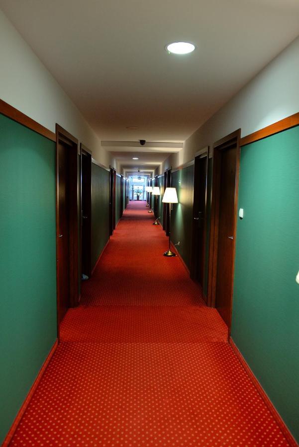 Quest Hotel - Dawniej Hotel Planeta Brzesko Kültér fotó