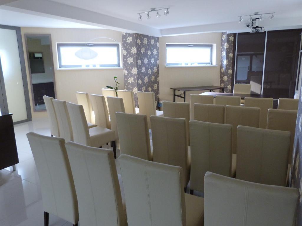 Quest Hotel - Dawniej Hotel Planeta Brzesko Kültér fotó
