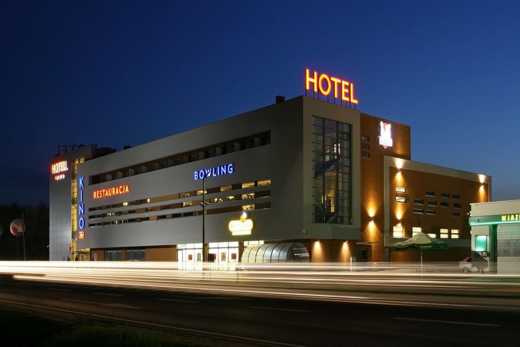 Quest Hotel - Dawniej Hotel Planeta Brzesko Kültér fotó
