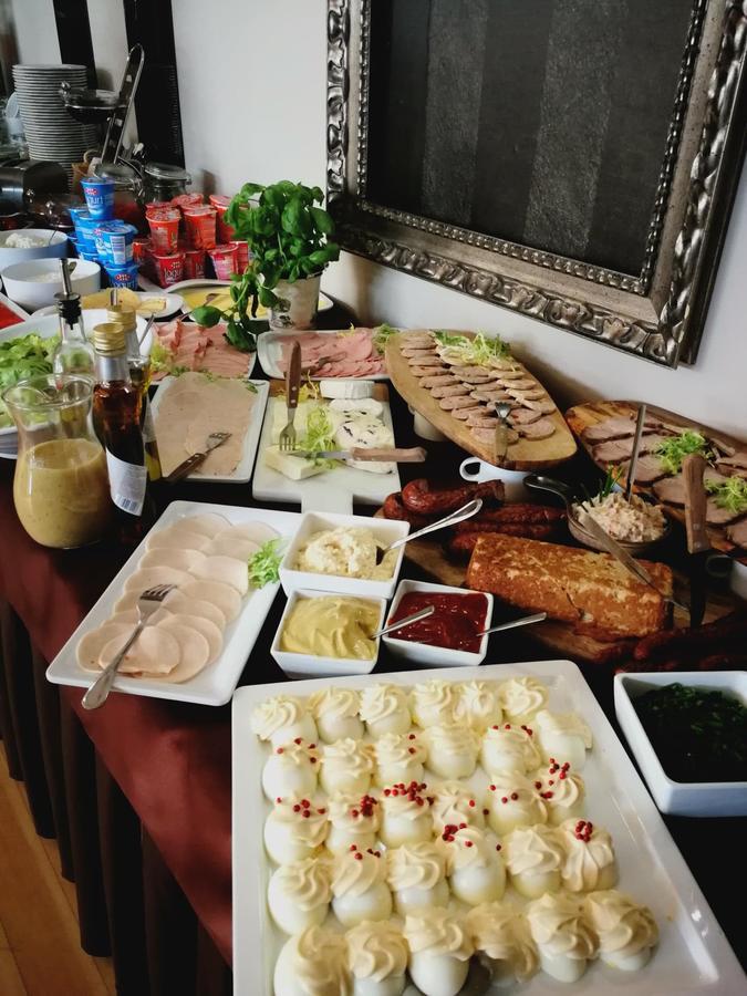 Quest Hotel - Dawniej Hotel Planeta Brzesko Kültér fotó